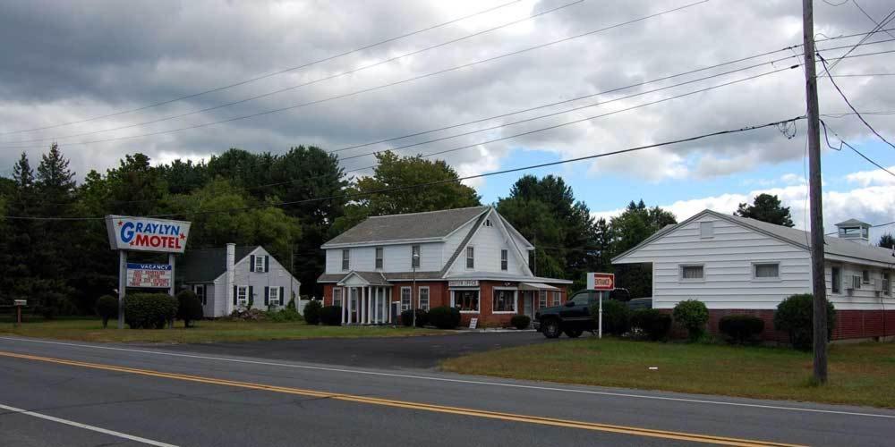 Budgetel Inn Glens Falls-Lake George-Saratoga Exterior photo